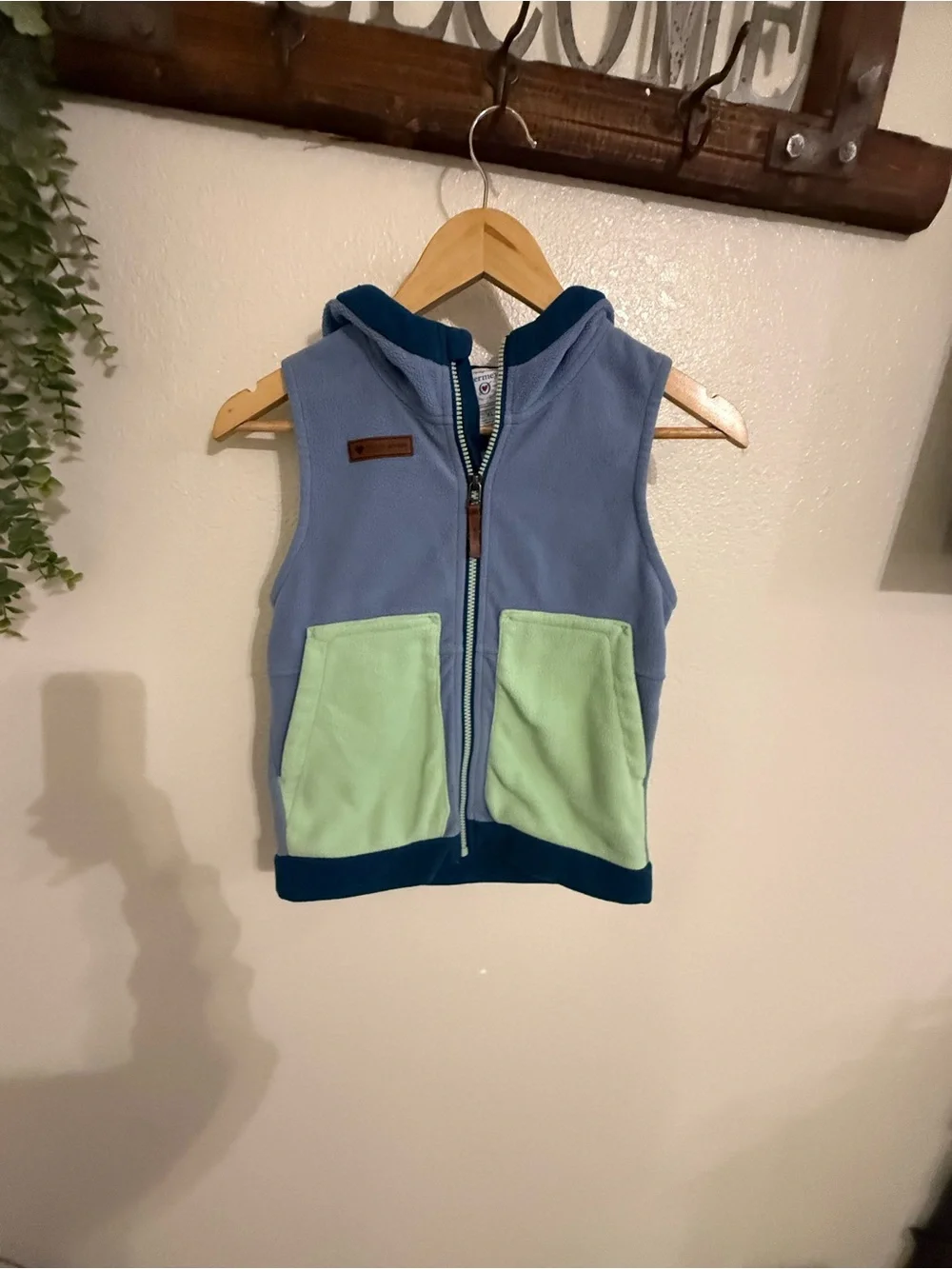 Obermeyer Heritage Collection Kids XL Fleece Hooded Vest Bear Ears Colorblock